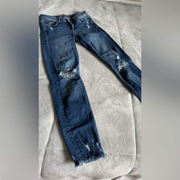 Zara mid waist jeans size 2 - Picture 2 of 7